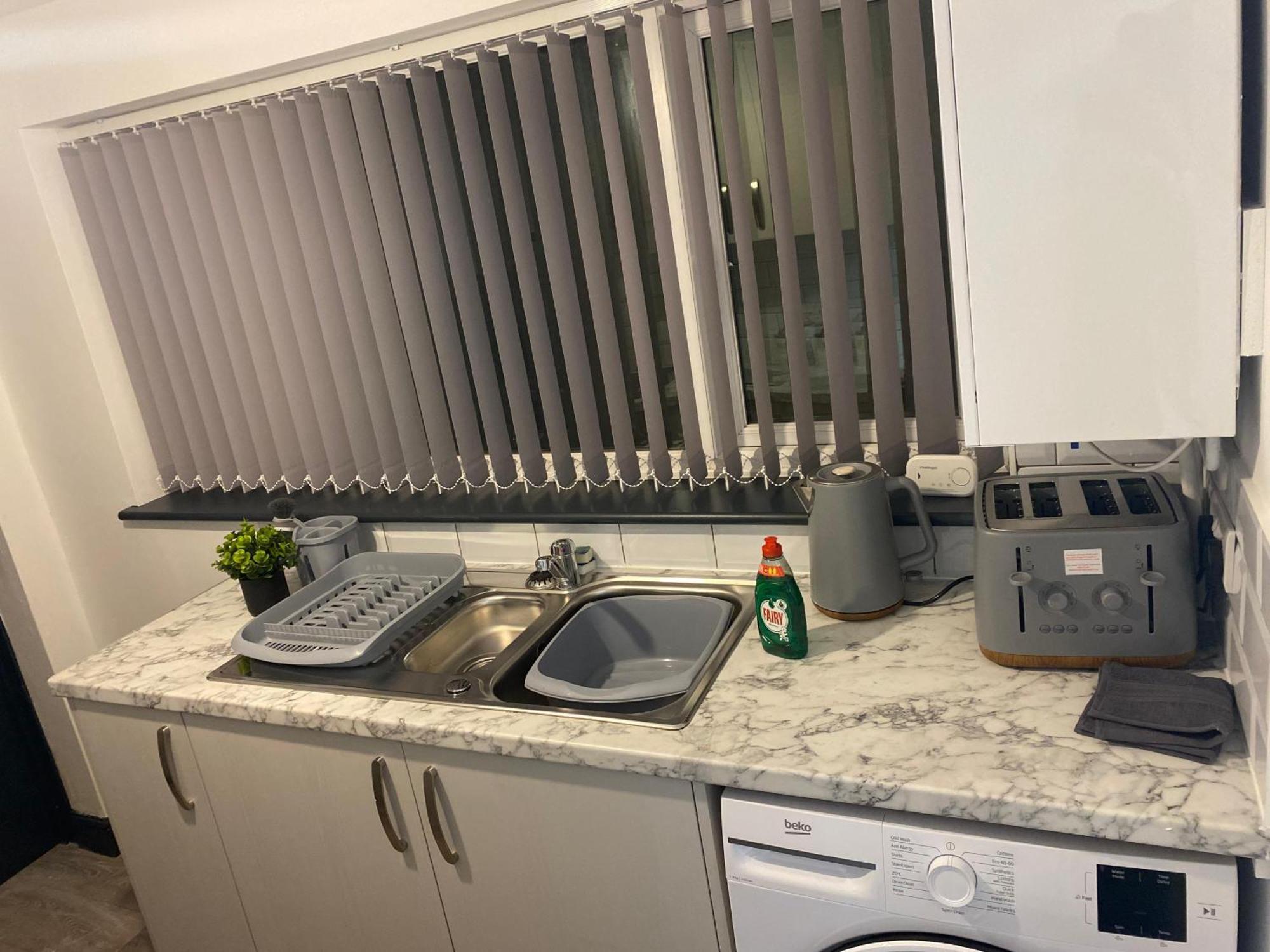 Houghton Guest House 2 Stoke-on-Trent מראה חיצוני תמונה